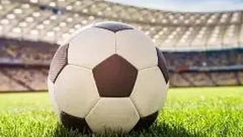 【深度解析】利物浦惊险拿分，萨拉赫替补之谜：长期方案恐成悬念？